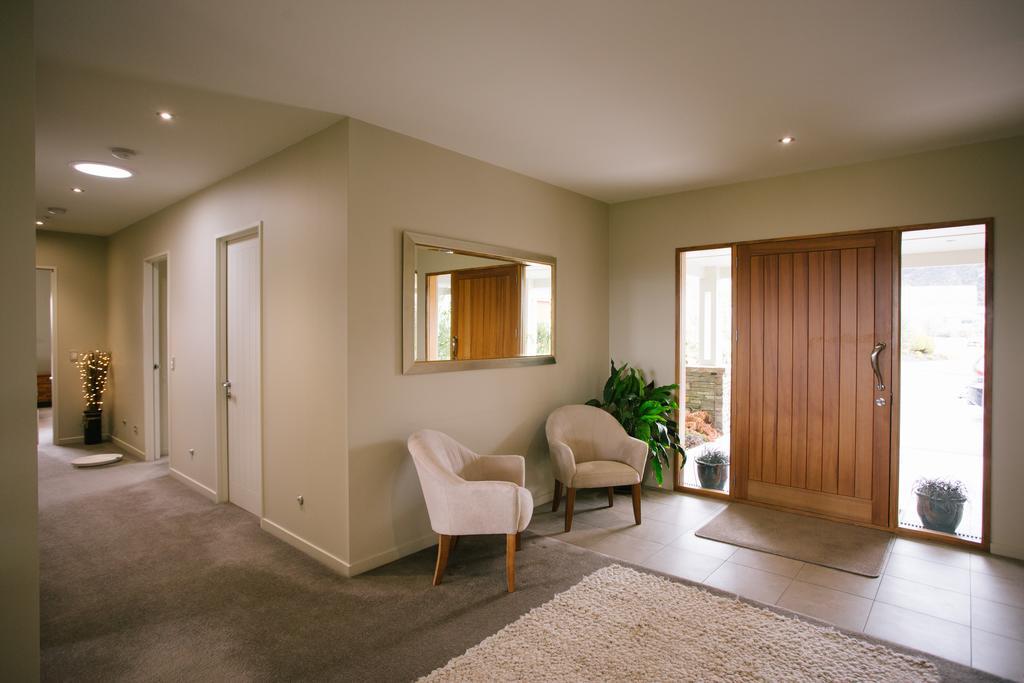 Riverview Terrace Wanaka Bagian luar foto