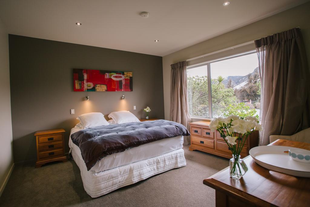 Riverview Terrace Wanaka Bagian luar foto