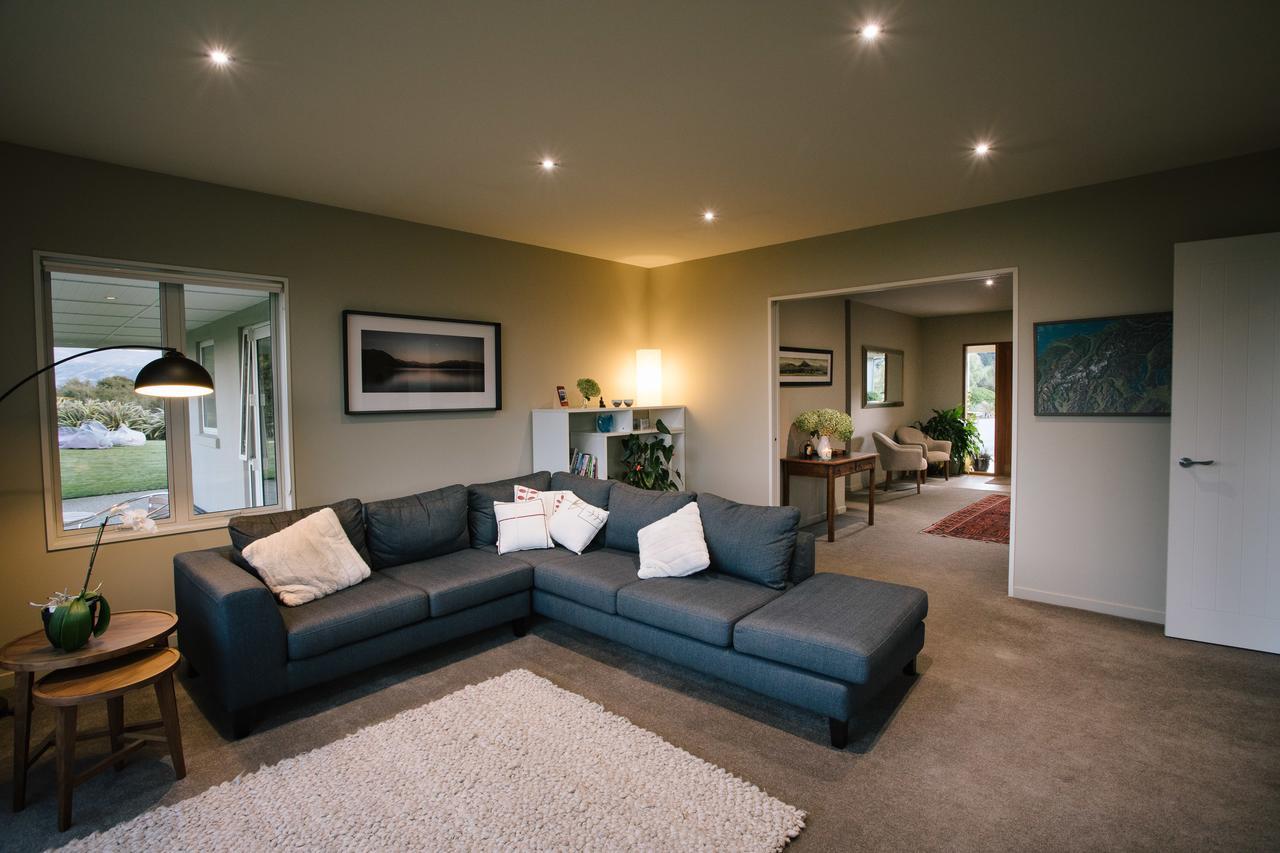 Riverview Terrace Wanaka Bagian luar foto