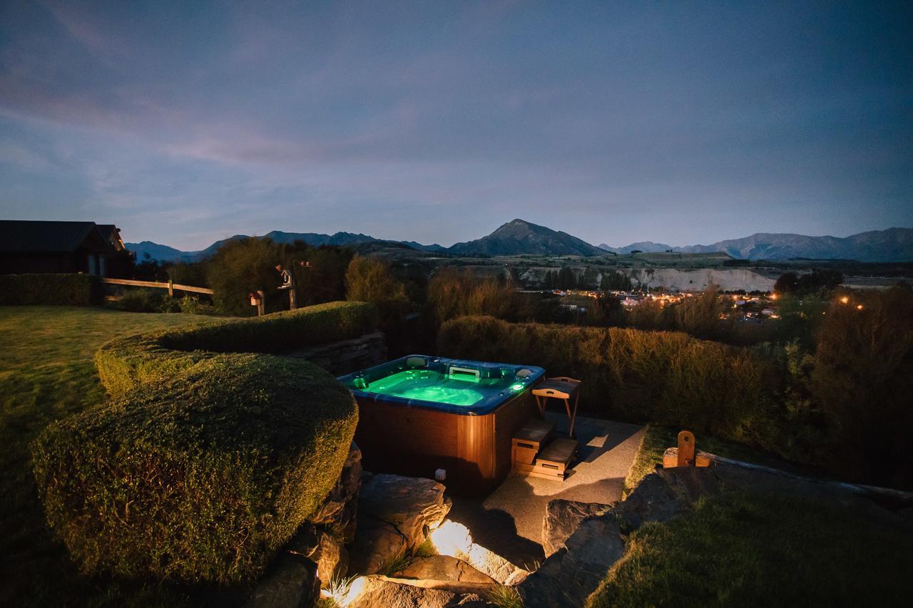 Riverview Terrace Wanaka Bagian luar foto