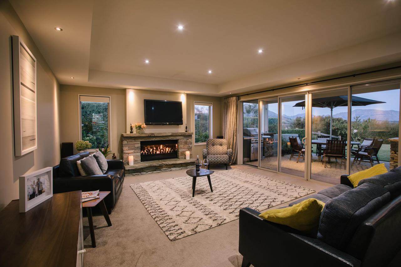 Riverview Terrace Wanaka Bagian luar foto