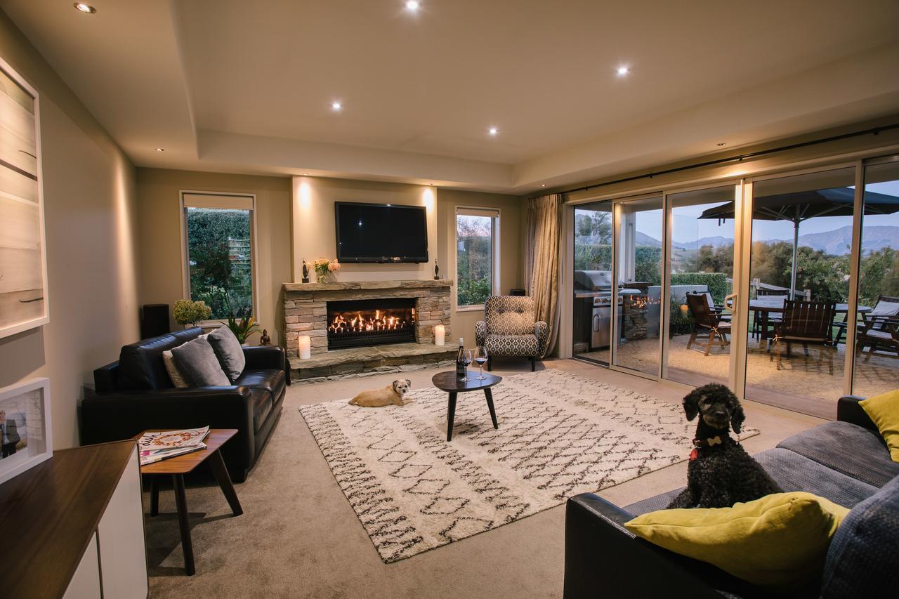 Riverview Terrace Wanaka Bagian luar foto