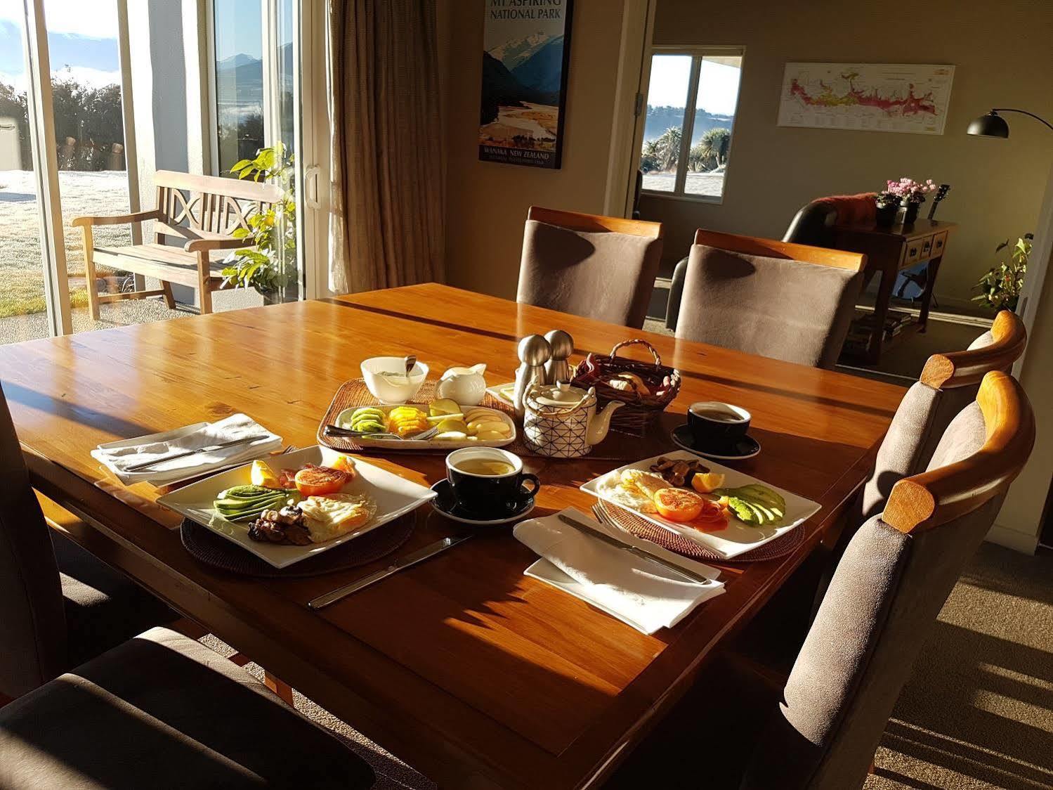 Riverview Terrace Wanaka Bagian luar foto
