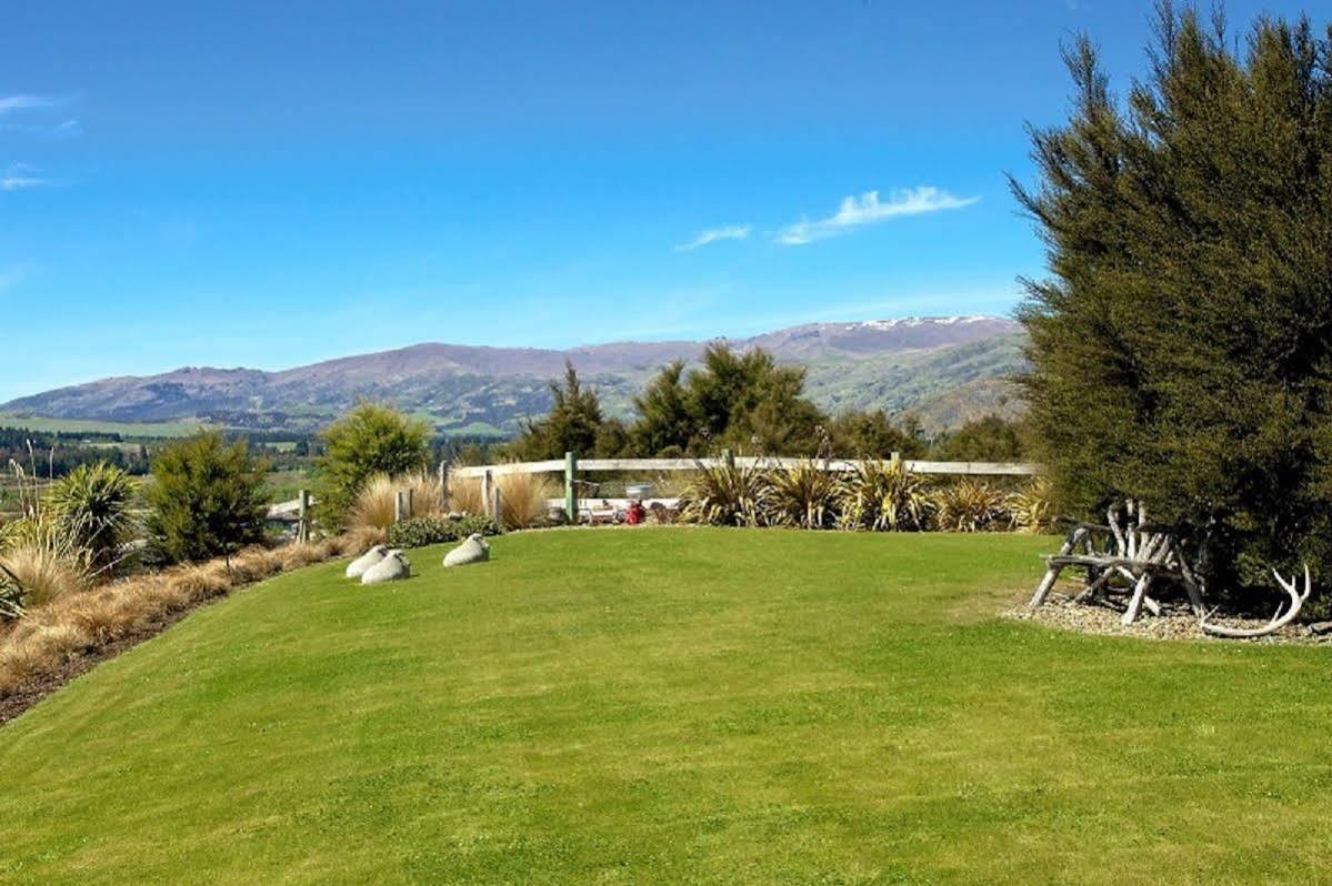 Riverview Terrace Wanaka Bagian luar foto