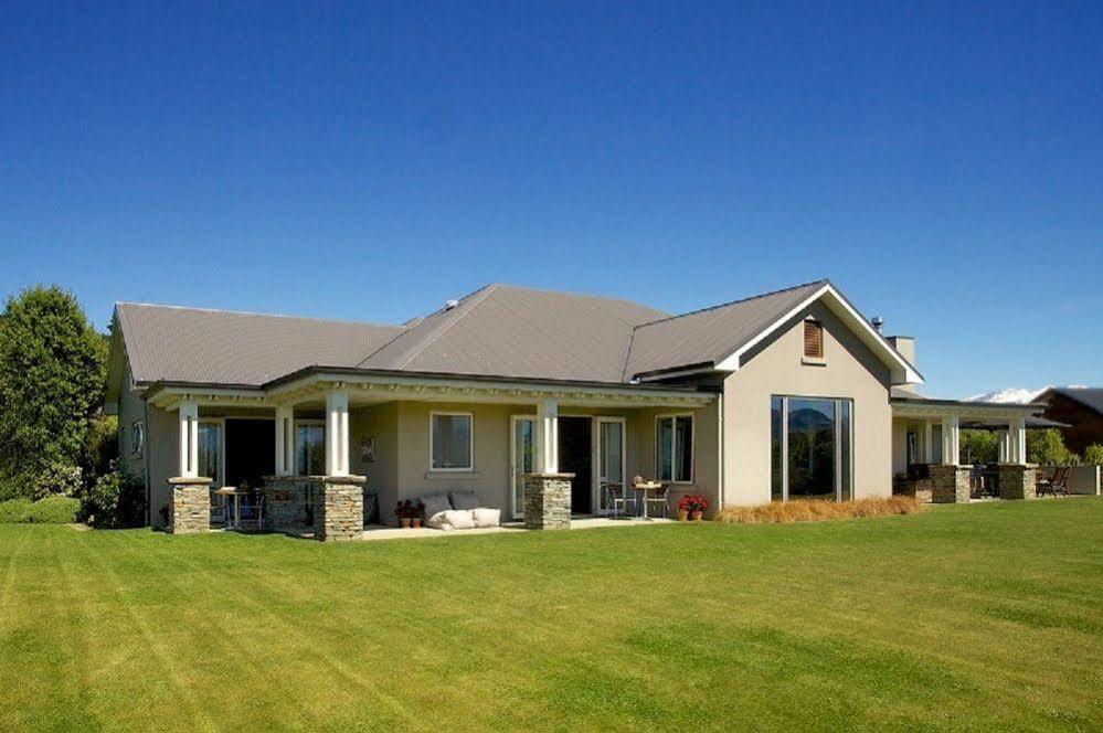 Riverview Terrace Wanaka Bagian luar foto